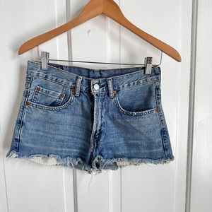 Levi’s vintage cut off shorts